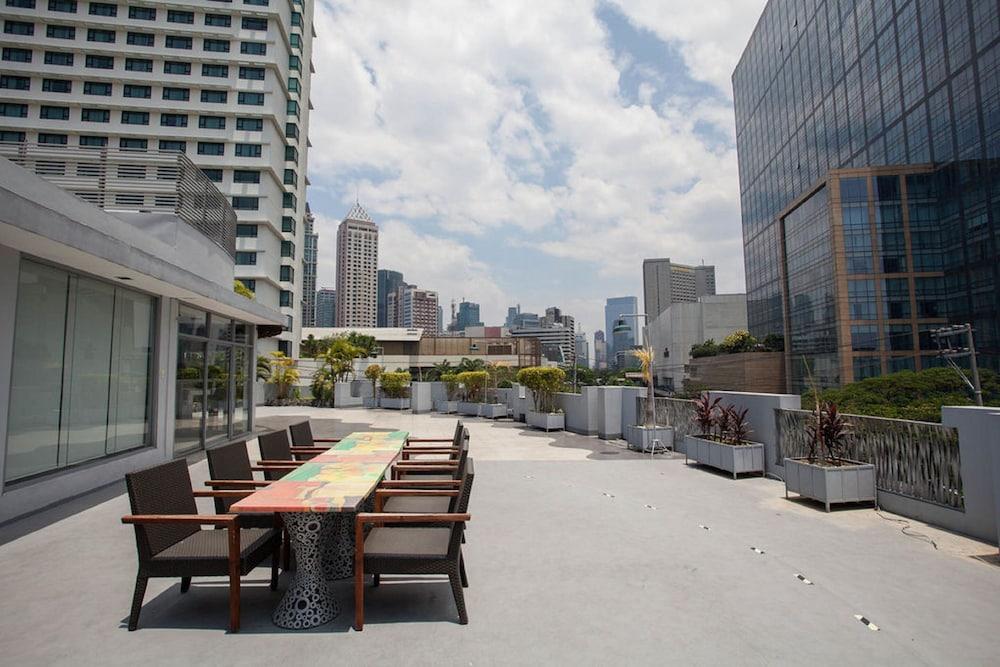Hotel Celeste Makati Makati City Exterior photo
