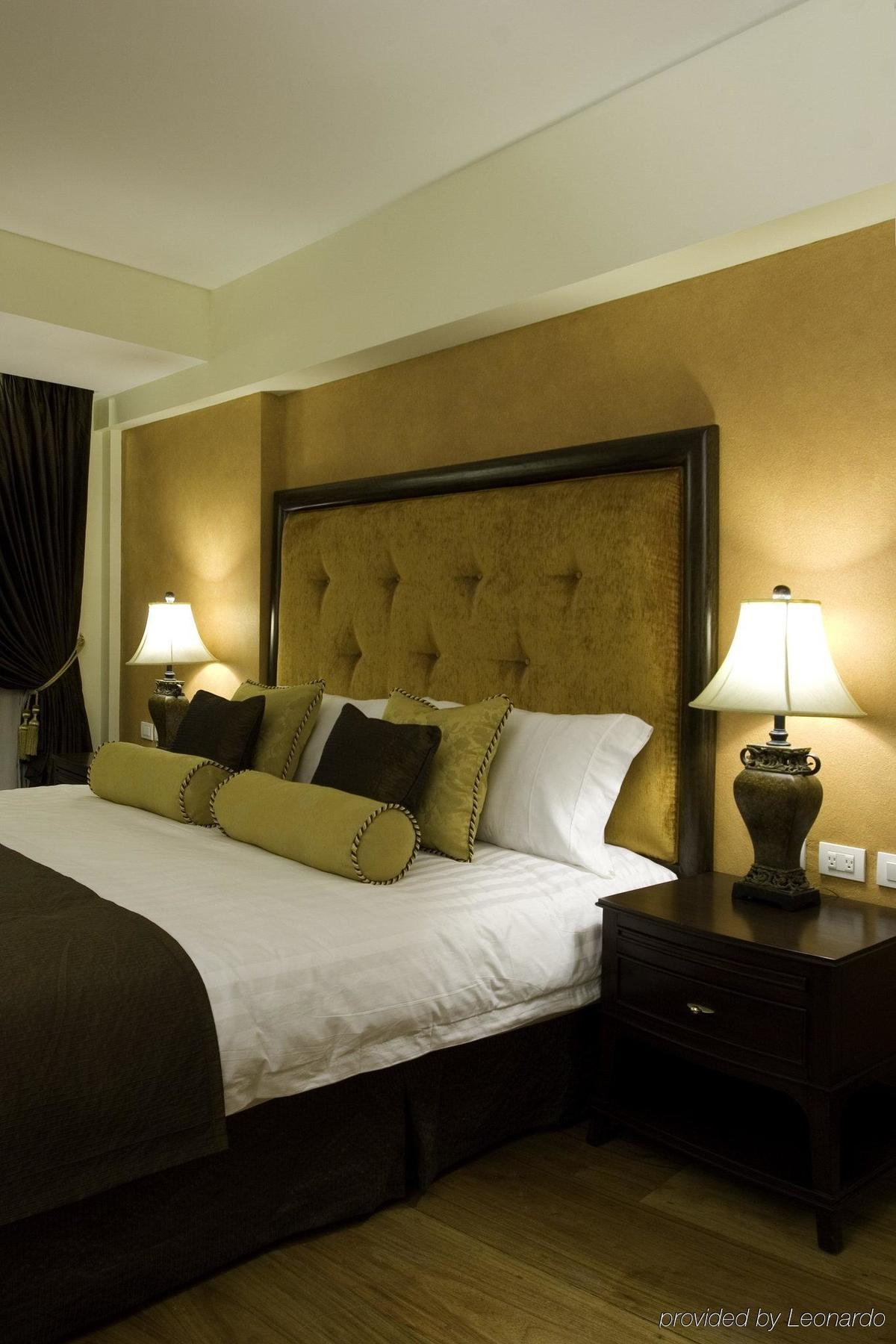 Hotel Celeste Makati Makati City Exterior photo